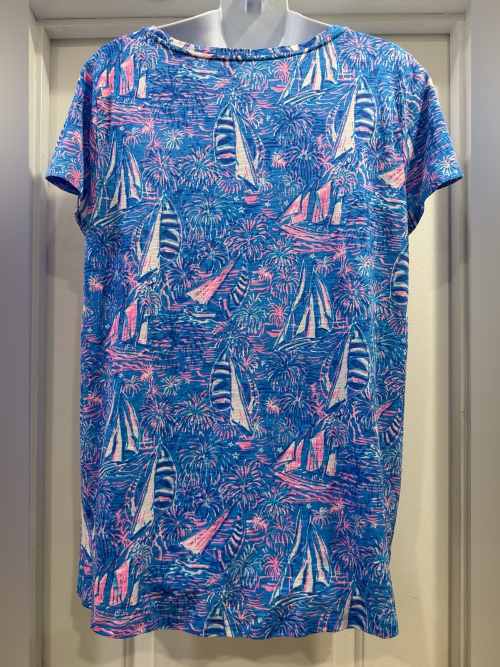 Lilly Pulitzer Boca Blue It's A Sailabration Large T-Shirt Top Sailboats ⛵️ - Picture 2 of 11